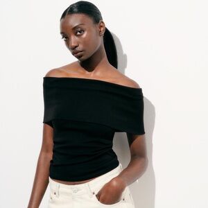 Zara Classic off shoulder Black Top